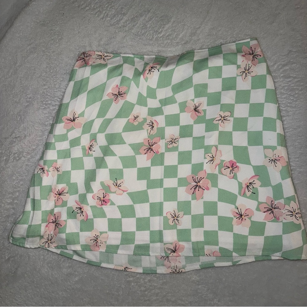 Hollister Green and Pink Floral Mini Skirt